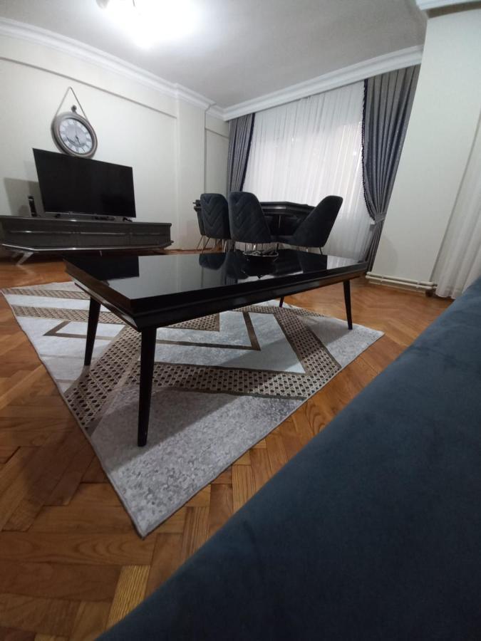 1er Etage Ortakoey No 3 Апартаменти Стамбул