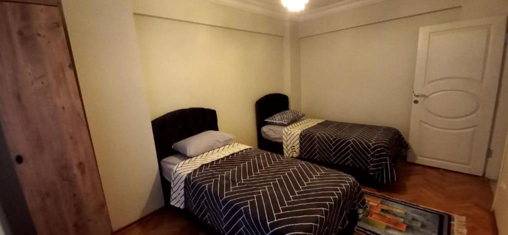 Апартаменти 1er Etage Ortakoey No 3 Стамбул