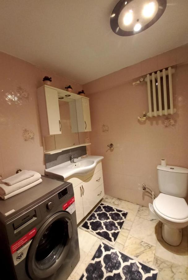 1er Etage Ortakoey No 3 Апартаменти